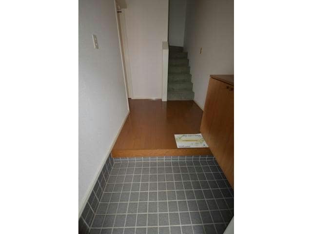  ビレッジみずの坂F棟