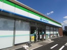 ファミリーマート守山瀬古一丁目店(コンビニ)まで617m フォービエン川西