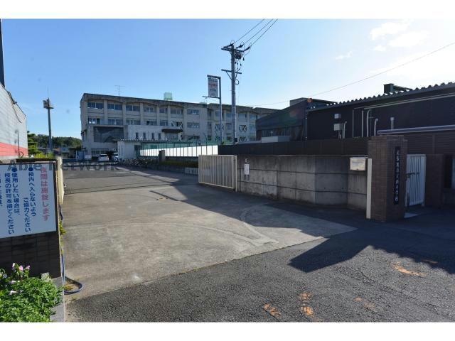 尾張旭市立西中学校(中学校/中等教育学校)まで1745m グランドステージ桜ケ丘