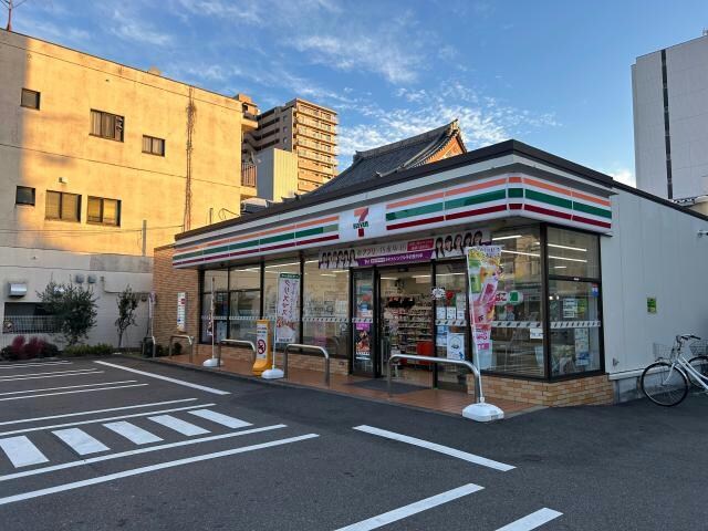 セブンイレブン名古屋松原2丁目店(コンビニ)まで305m グランドコスモス