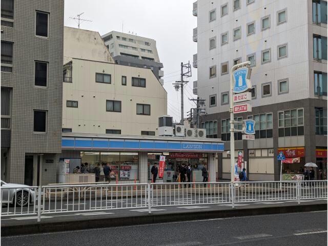 ローソン上前津駅南店(コンビニ)まで33m KENZ上前津