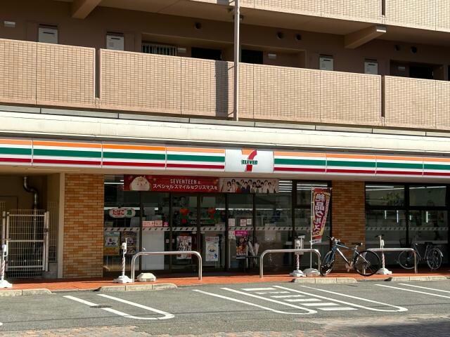 セブンイレブン名古屋大須4丁目店(コンビニ)まで272m エステムコート名古屋栄デュアルレジェンド