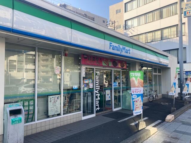 ファミリーマート伏見通大須店(コンビニ)まで362m 大須APARTMENT