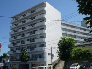 ホワイトレジデンス
