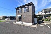 ボヌール札元貸家