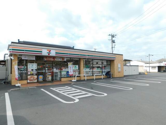 セブンイレブン鹿屋青果市場前店(コンビニ)まで128m ファミール蘭