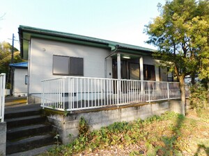 ハナブサ貸家　８号棟