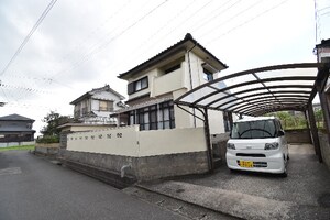 藤﨑貸家