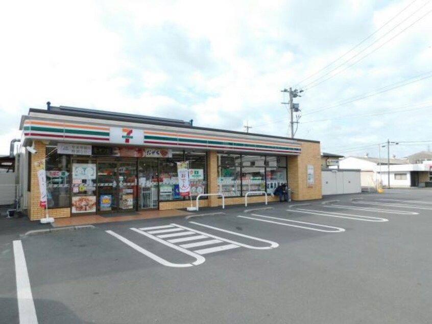 セブンイレブン鹿屋青果市場前店(コンビニ)まで451m エスポワール新川