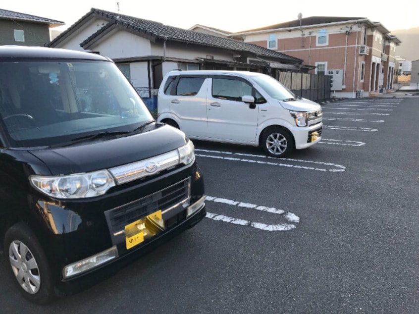 駐車場 アトラクティブハウス