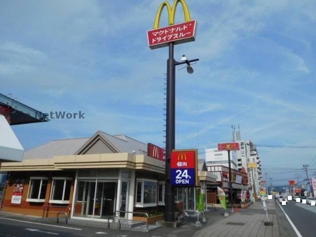 マクドナルド隼人店(その他飲食（ファミレスなど）)まで562m エミネンス隼人塚