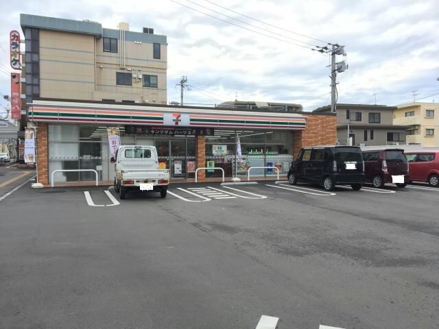 セブンイレブン鹿児島谷山中央2丁目店(コンビニ)まで602m キャラバンハイツ