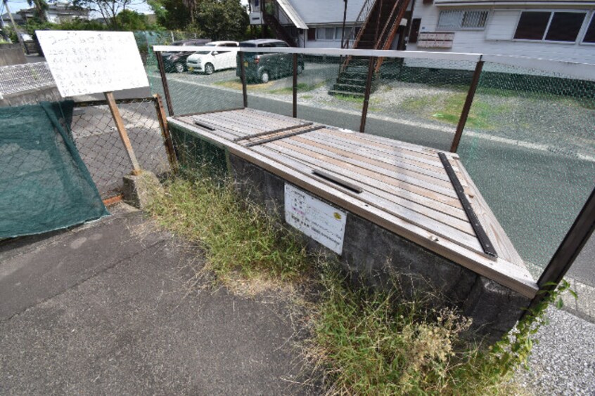 敷地内ごみ置き場 コーポ山口　Ｂ棟