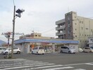 ローソン城南魚市場前店(コンビニ)まで120m ＡＱＵＡＴＥＲＲＡＣＥ