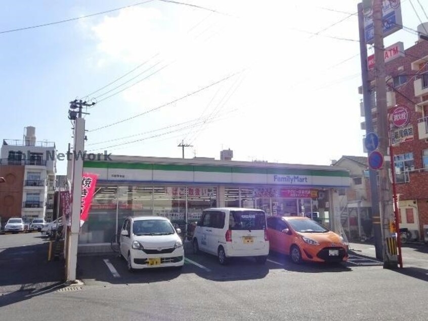 ファミリーマート平野甲突店(コンビニ)まで190m Ａ－ＳＴＥＰ甲突