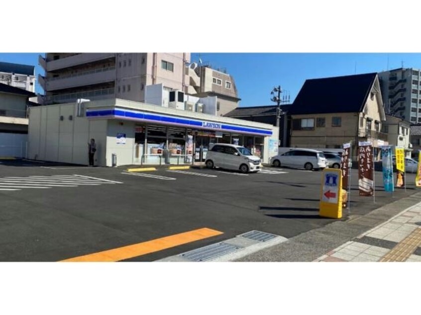 ローソン鹿児島南林寺町店(コンビニ)まで270m Ａ－ＳＴＥＰ甲突