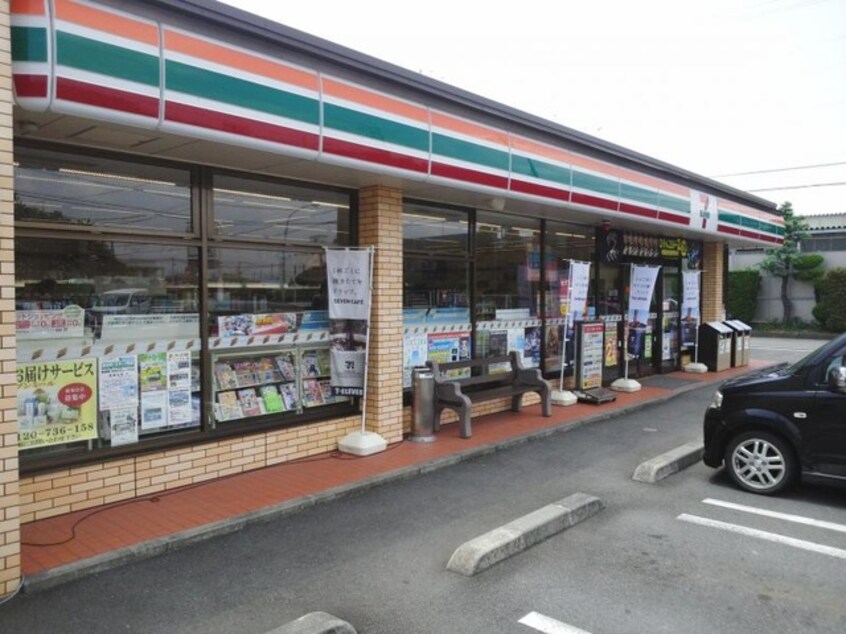 セブンイレブン 藤枝兵太夫店 0.5km ルミナス