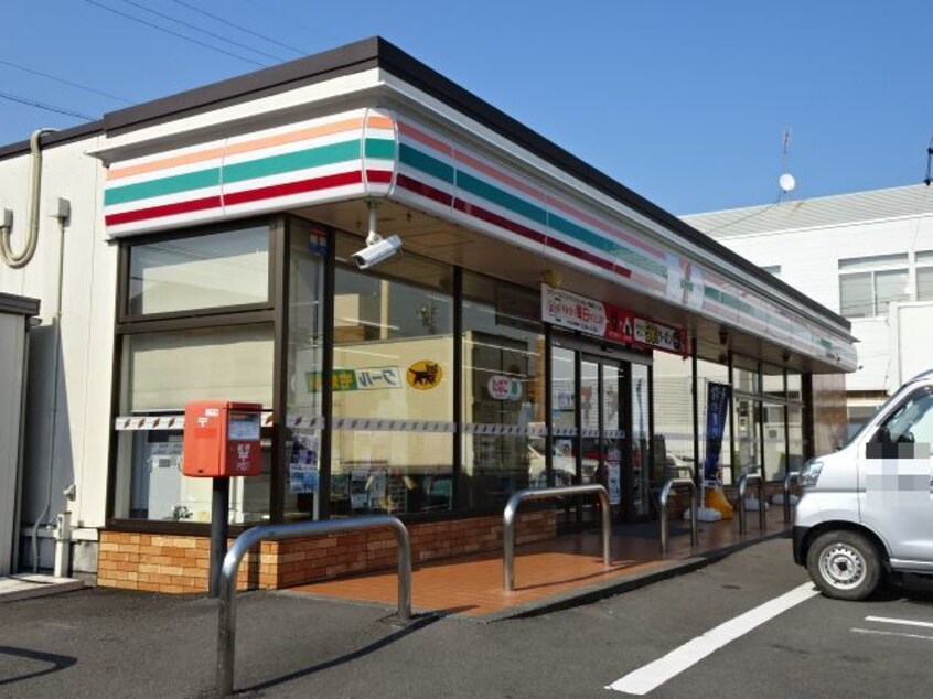 セブンイレブン小石川店(コンビニ)まで142m アドバンスYAGI