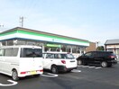 ファミリーマート　八楠店(コンビニ)まで290m ユーフォリア