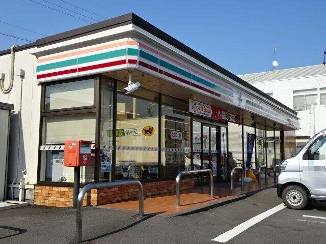 セブンイレブン小石川店(コンビニ)まで1901m コーポマスダ