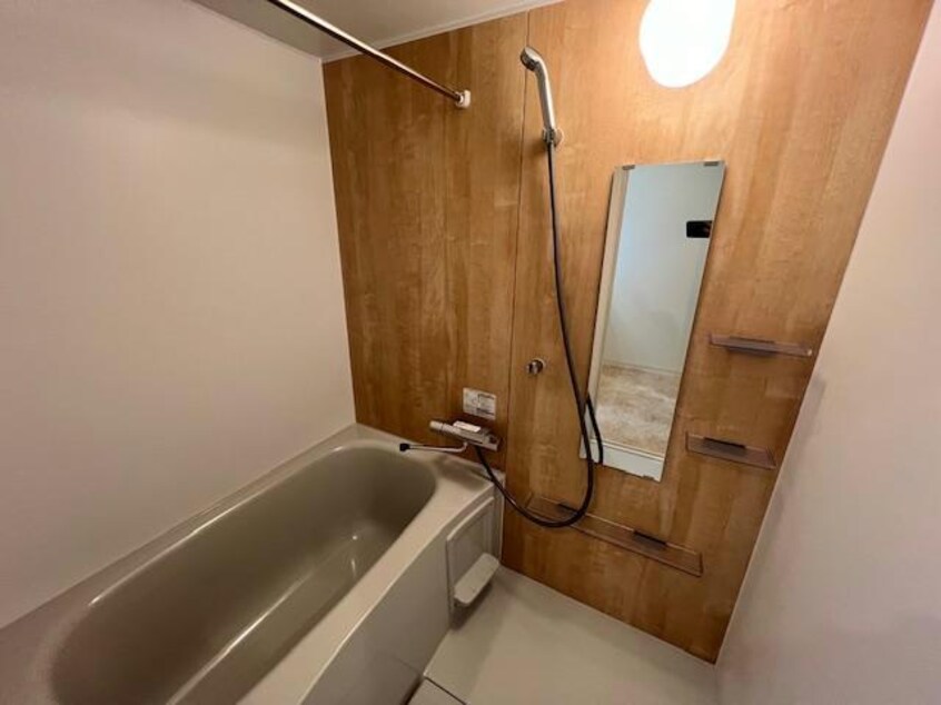 バス／シャワールーム等 KTIレジデンス河内花園