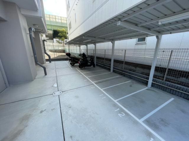  AELL OSAKA EAST