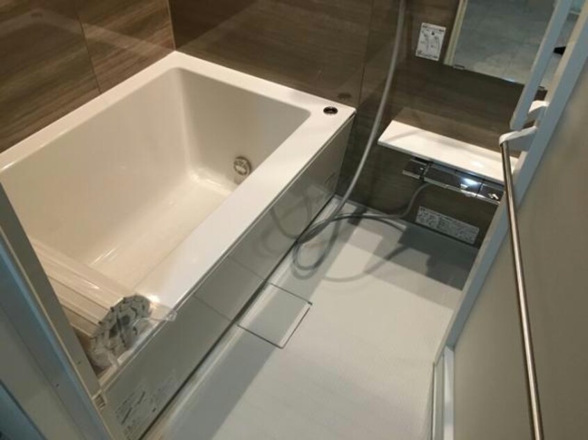  プレミアム菱屋西