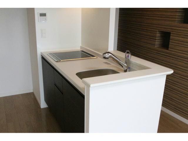  プレミアム菱屋西