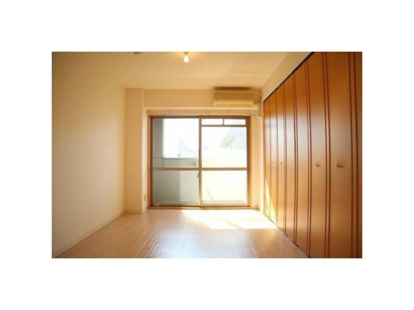  パインクレスト