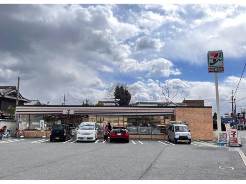 セブンイレブン東大阪長田2丁目店(コンビニ)まで285m フジパレス長田サウス