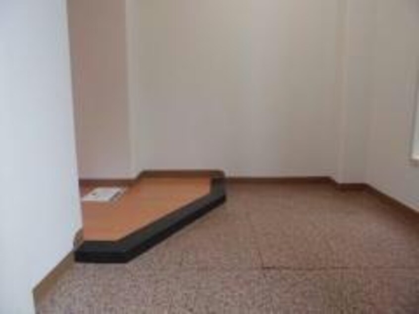  グランドゥール西岡