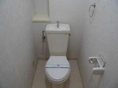  グランドゥール西岡