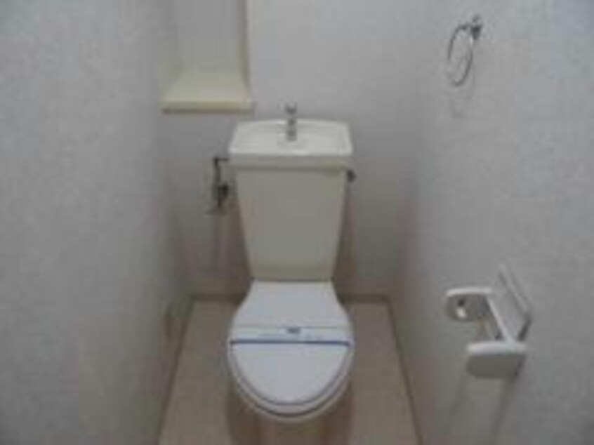  グランドゥール西岡