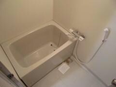  グランドゥール西岡