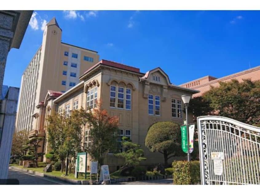 私立大阪樟蔭女子大学(大学/短大/専門学校)まで809m S-RESIDENCE小阪azure