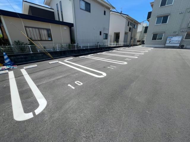  ロイヤルタウン日の出