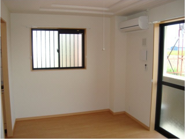  エクセルハイムあしかり