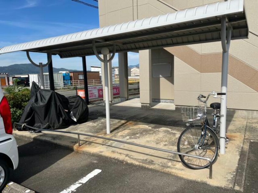  エクセルハイムあしかり