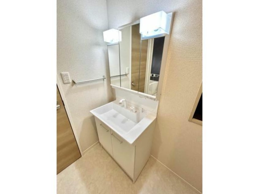  メゾンパークサイド　B