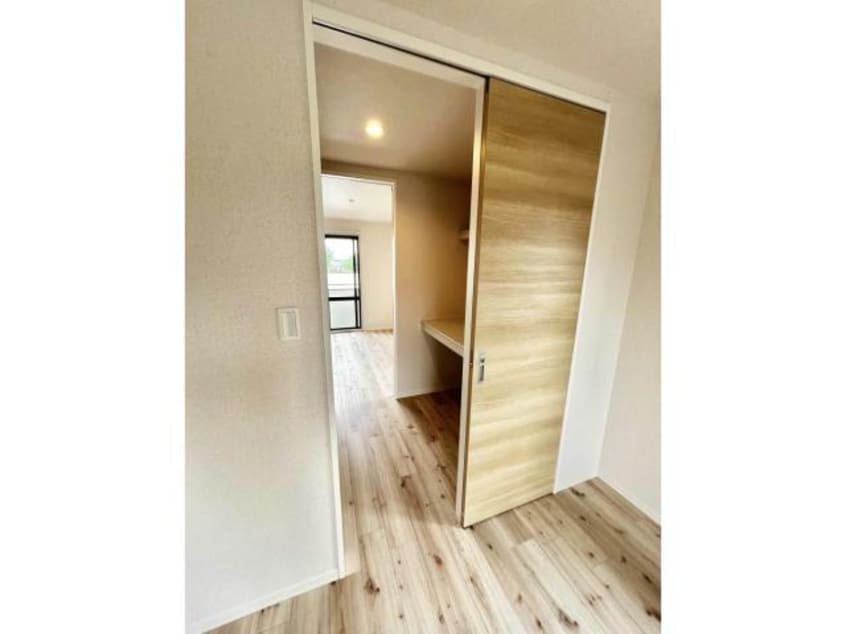  メゾンパークサイド　B