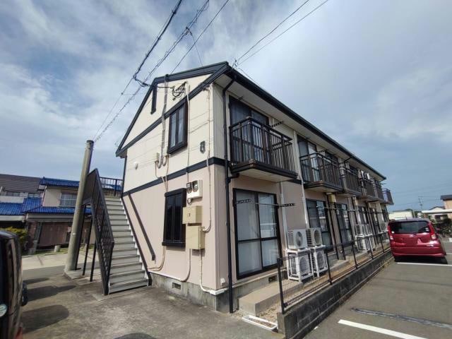  ファミールK