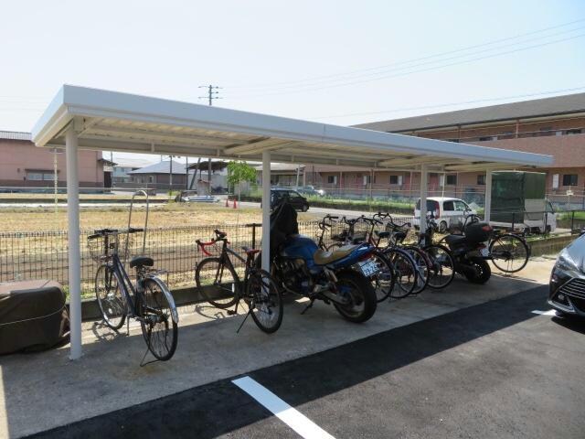  ファミールK