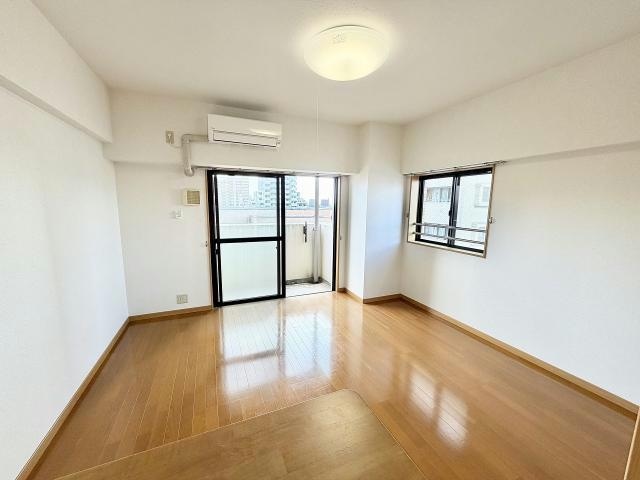  ロイヤルビーズ駅南