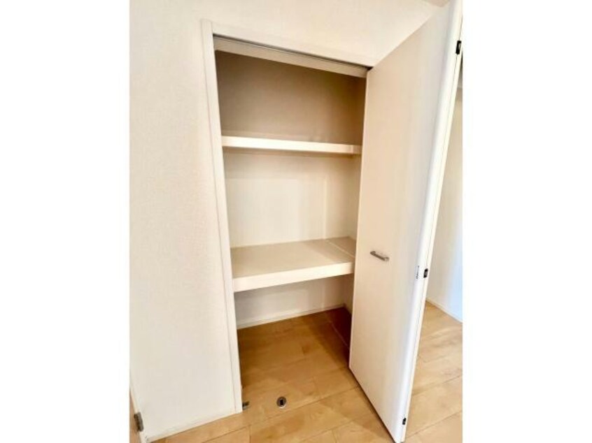  エクセレンス　Ｂ