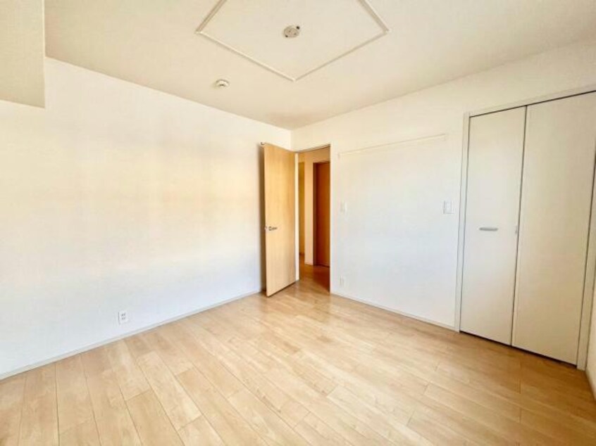  エクセレンス　Ｂ