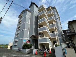 フローラルマンション鍋島