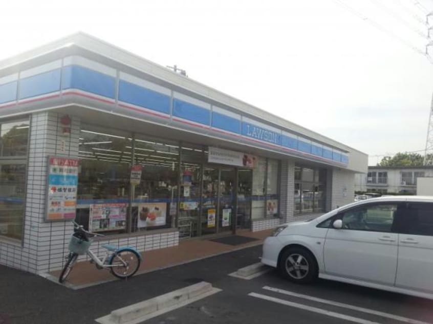 ローソン佐賀若楠三丁目店(コンビニ)まで1176m フローラ