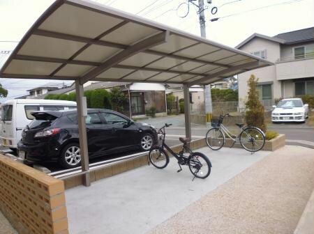  メゾン　ルミエ　Ⅱ