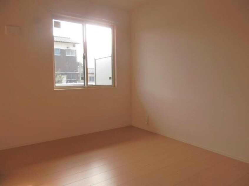  メゾン　ルミエ　Ⅱ