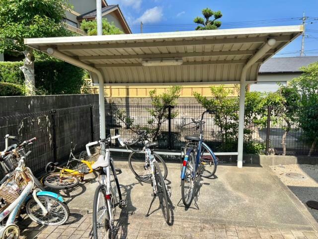  シャトルプランタン
